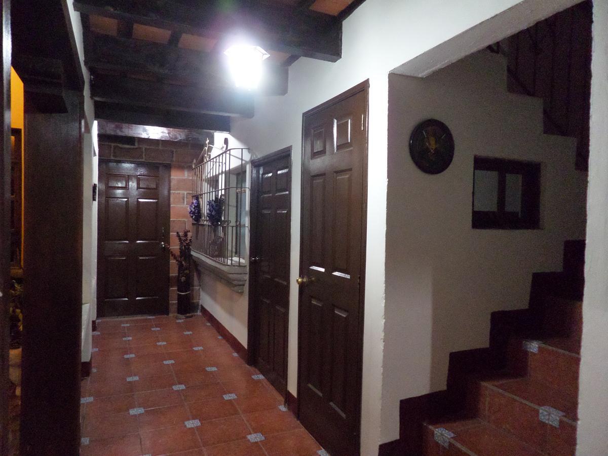 אנטיגואה גואטמלה Hotel Casa Del Cerro מראה חיצוני תמונה